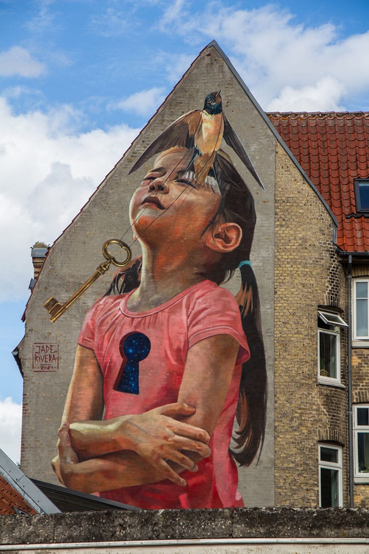 17 Walls Verdensmål 4 The flight of the swallow af Jonathan Jade 17 Walls Verdensmål 4 The flight of the swallow af Jonathan Jade