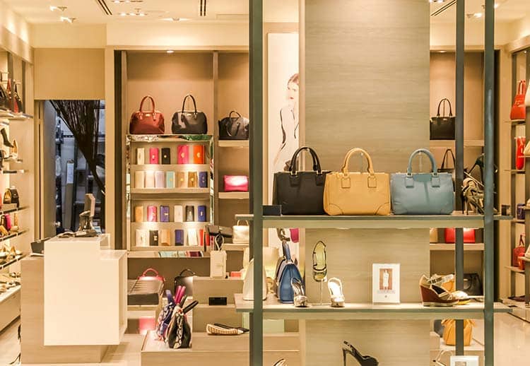 Sådan skaber du et godt overblik for kunderne i din butik - sponseret