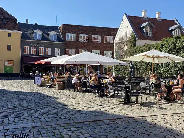 Pustevig Torv Latinerkvarteret Pustevig Torv Latinerkvarteret