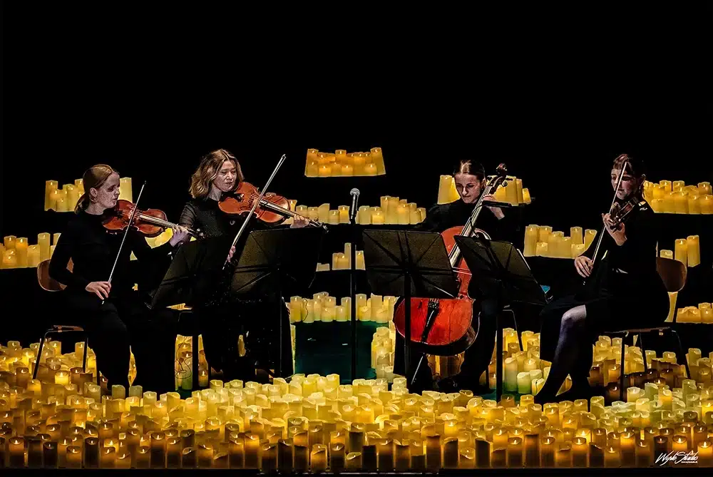 Candlelight koncert Aarhus Teater kvartet » Aarhus Inside Candlelight vender tilbage til Aarhus med musik i stearinlysets skær