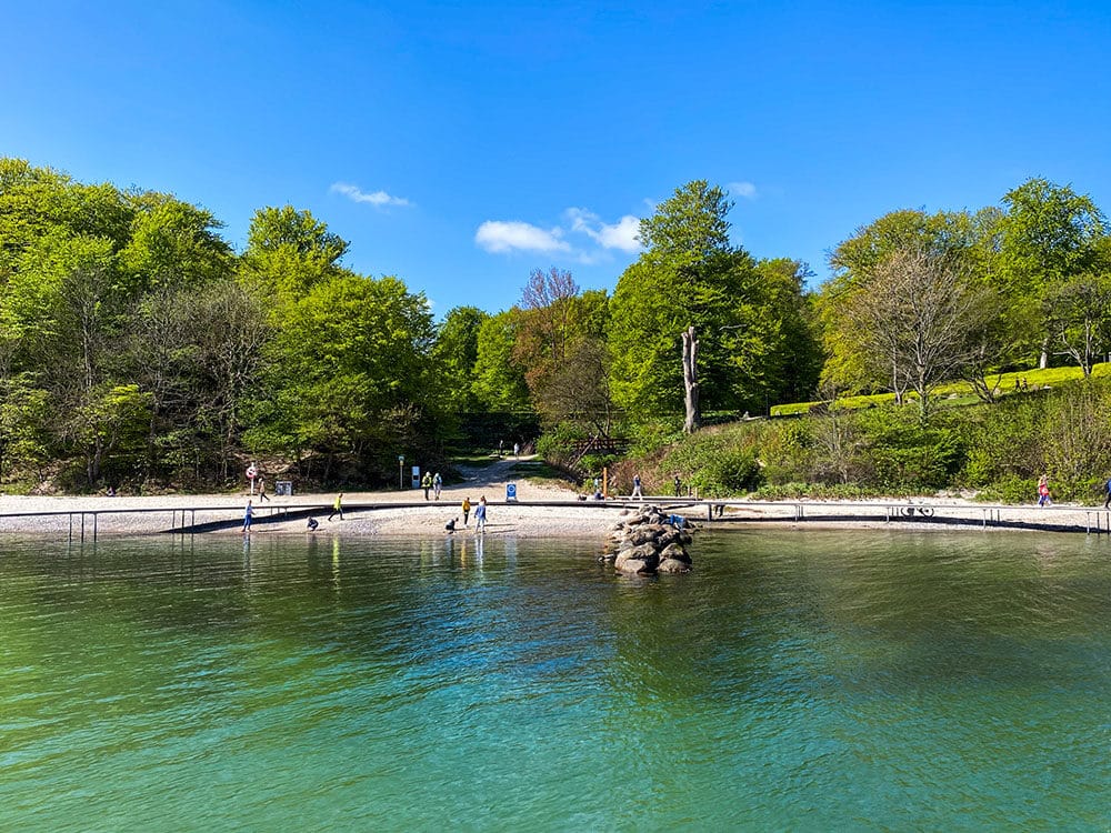 Ballehage strand og Den uendelig bro