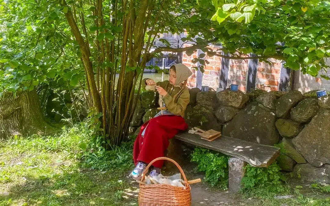 Den Gamle by en soendag i 1800 tallet » Aarhus Inside Tilbage til barndommens slid og skæg – en søndag i 1800-tallet