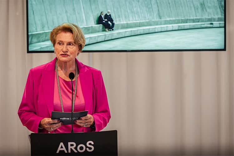 Karin Salling taler om As Seen Below – The Dome på ARoS Aarhus Kunstmuseum
