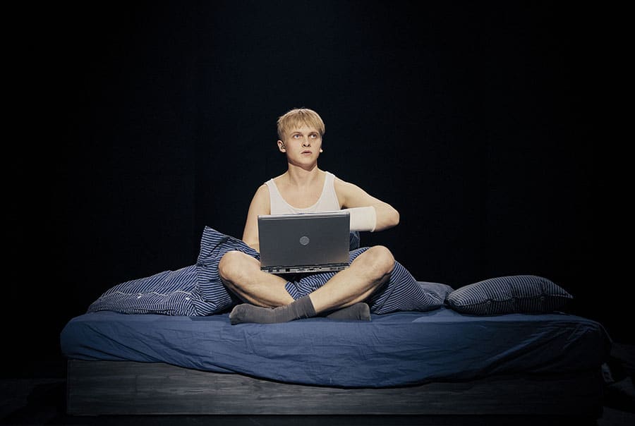 Dear Evan Hansen Aarhus teater Foto Emilia Therese 1 » Aarhus Inside Dear Evan Hansen på Aarhus Teater, er en musical der rammer dybt