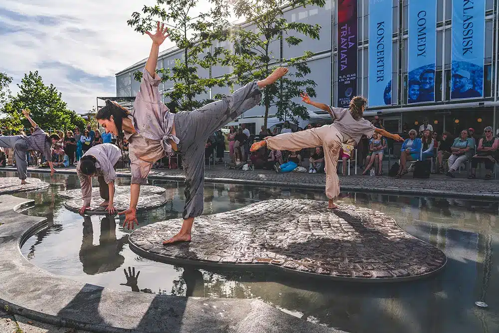 Gratis sommer i Musikhusparken - foto rolf meldgaard