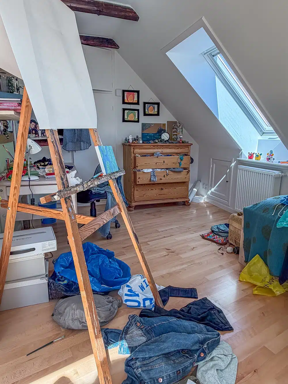 Pigeværelse i regnbuefamilien Isagers lejlighed i Den Gamle By, en del af EMYA-nomineringen 2026 Pigeværelse i regnbuefamilien Isagers lejlighed i Den Gamle By, en del af EMYA-nomineringen 2026