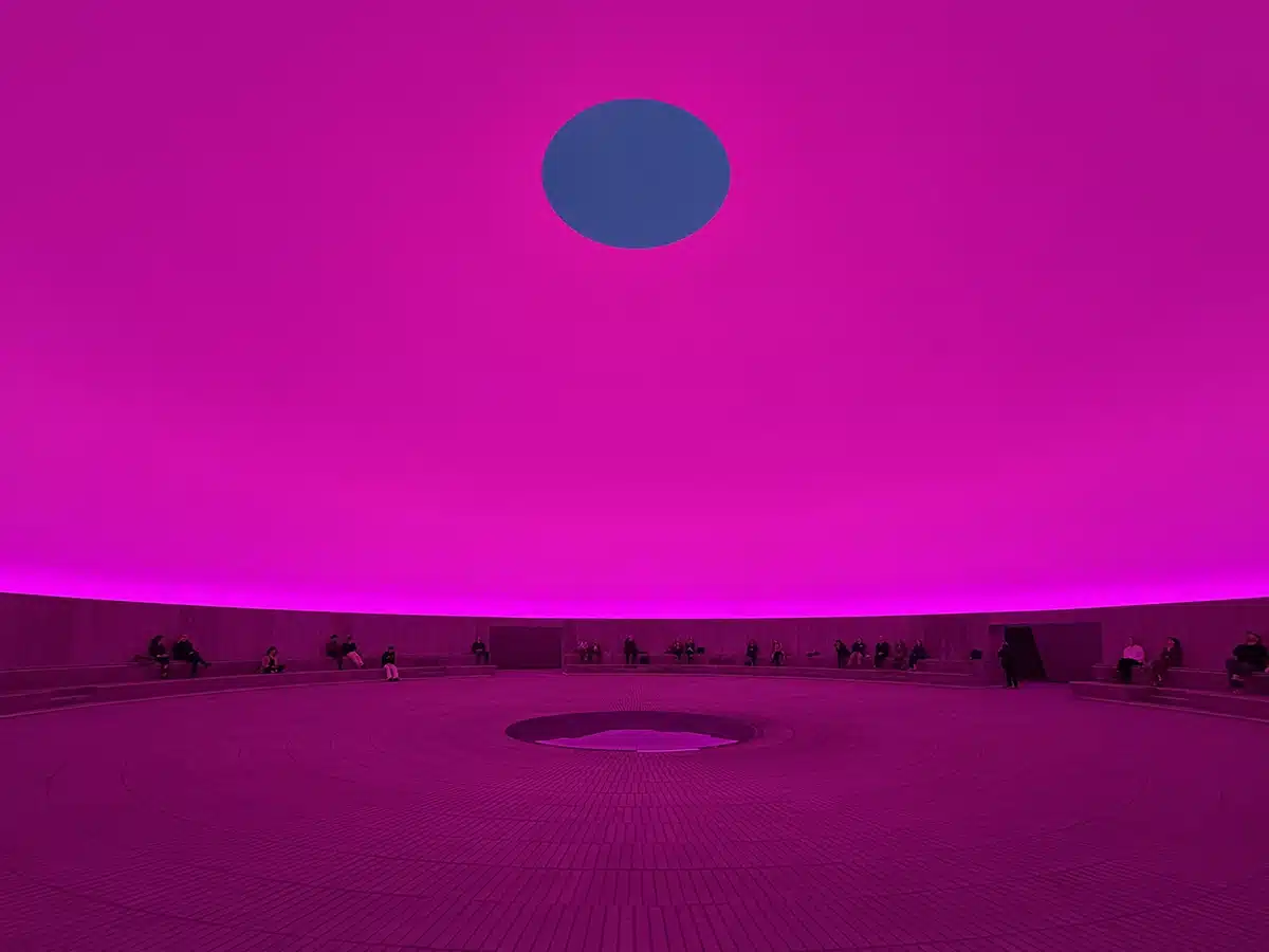 ARoS - As Seen Below - The Dome, a Skyspace by James Turrell - Foto Christina Hazelden - pink