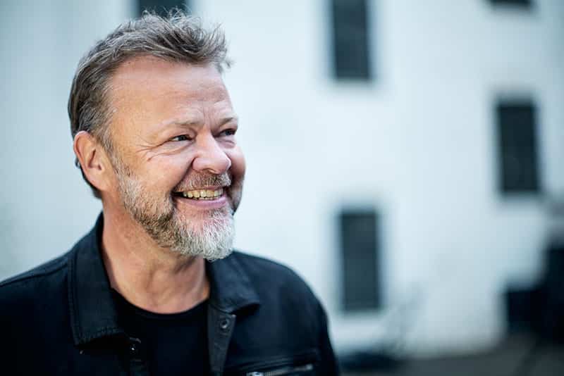 Carsten Bang tager MENNESKEALDER med tilbage til Aarhus