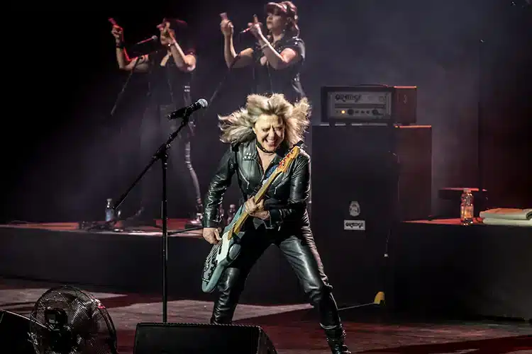 Suzi Quatro paa Fuglsoecentret – rockhits gennem 50 aar » Aarhus Inside Suzi Quatro på Fuglsøcentret – rockhits gennem 50 år